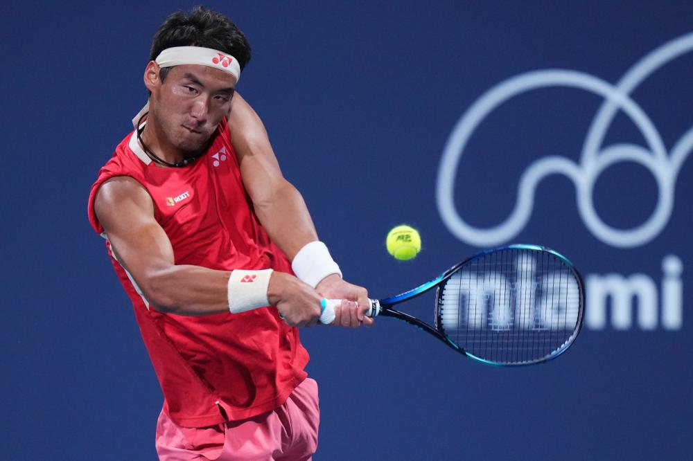 为何近期首发阵容稳定？瓜迪奥拉打趣：我不想再被媒体批评了